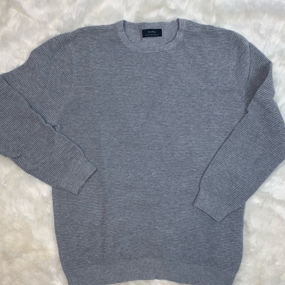 Zara Sweaters - ZARA pull over sweater